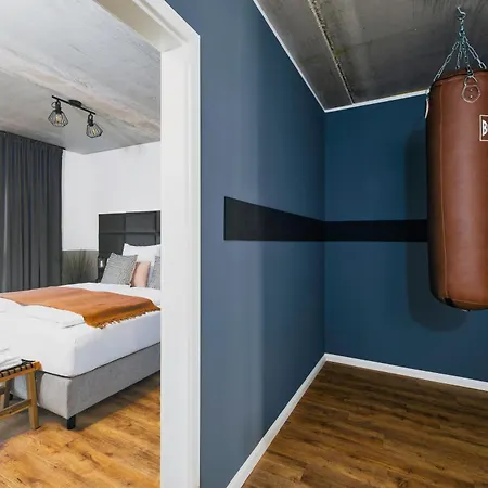 Svyvo - Serviced Ehrenfeld Apartman *