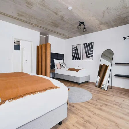 Svyvo - Serviced Ehrenfeld Apartmán