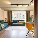 Svyvo - Serviced Ehrenfeld شقة